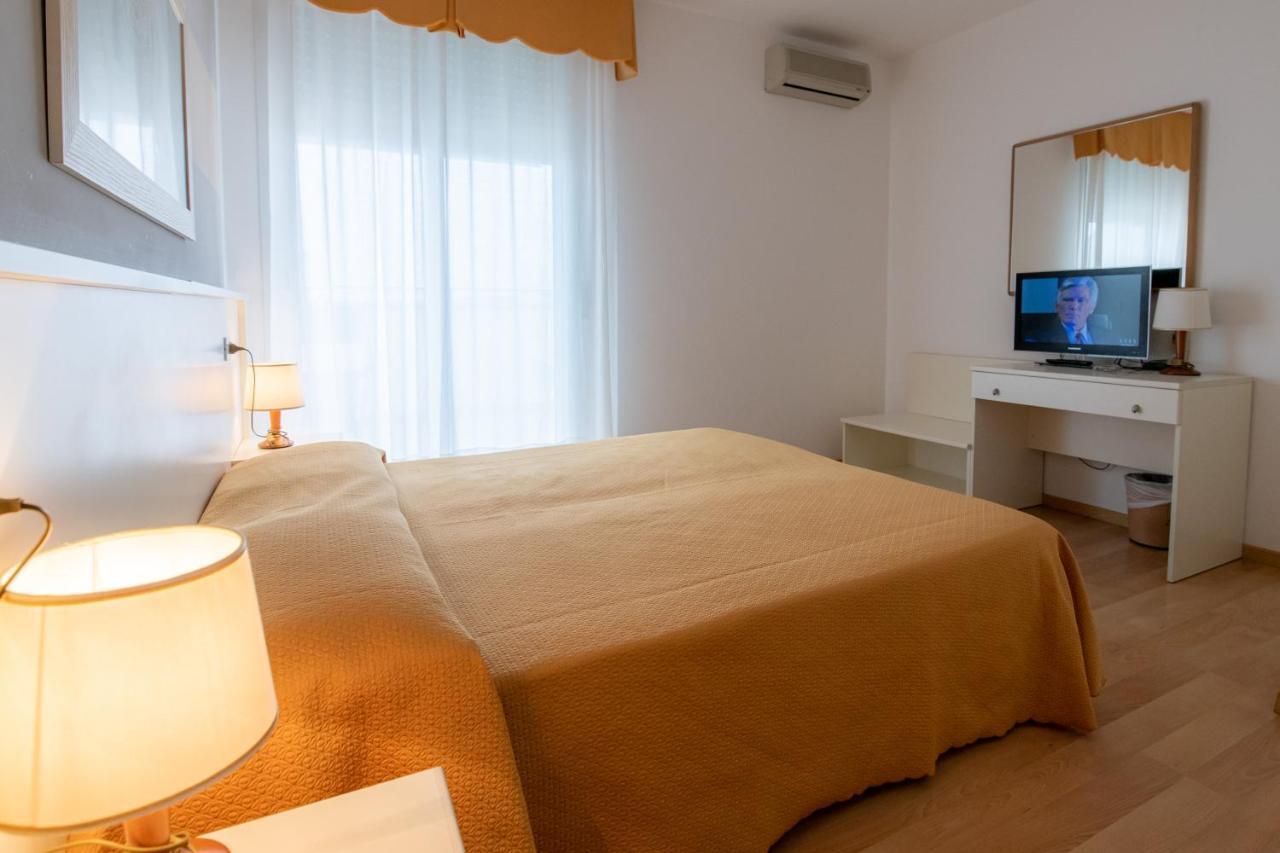 Hotel Parigi 3*